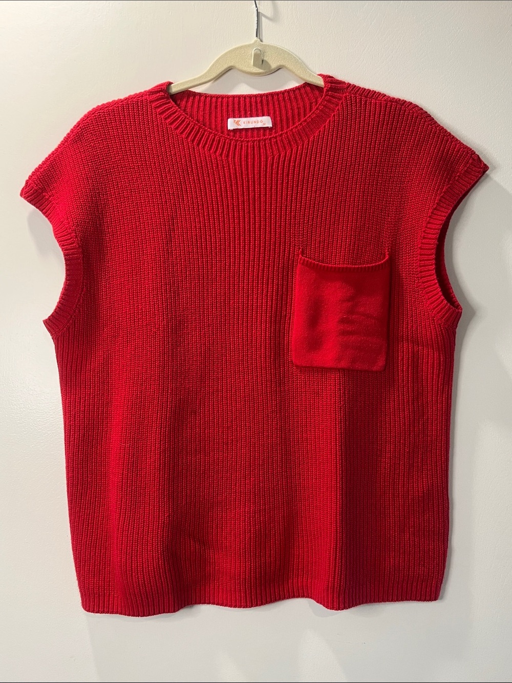 Kirundu M Bright Red Crewneck Knit Sleeveless Sweater with Front Pocket - Picture 1 of 6